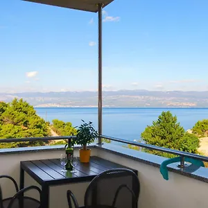 https://haus-marija-100s.primorje-gorskikotar.com