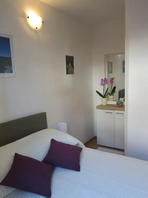 Apartments In Trogir 0*,