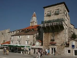 Apartments In Trogir 0*,