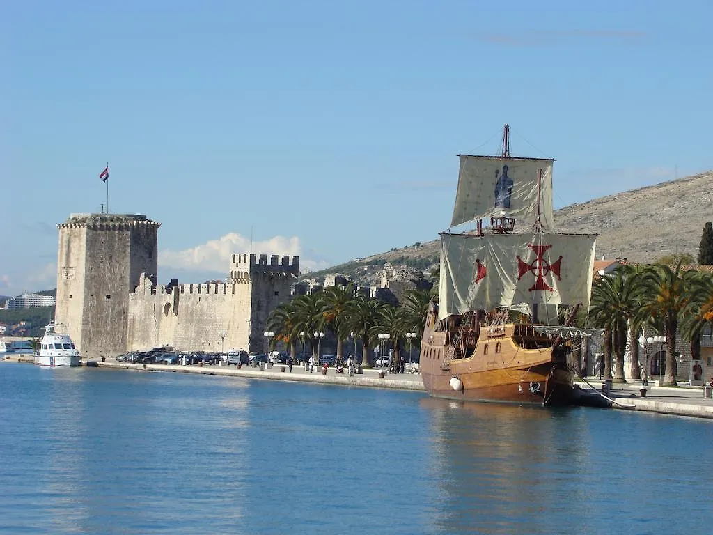 Apartments In Trogir 0*,  Croatia